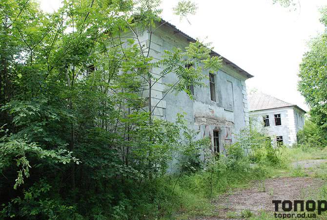 В Болграде на вялотекущую реконструкцию бывшей казармы под жилье для военнослужащих потратили уже 9 миллионов