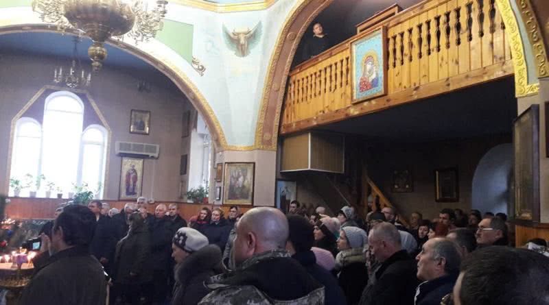В Сарате в Свято-Покровском храме прошли первые богослужения в составе ПЦУ: прихожан стало больше