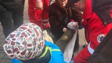 На проспекте Шевченко автомобилист сбил ребенка и скрылся с места (фото)