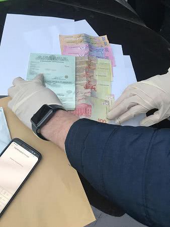 По тысяче за друга: в Черноморске узбек пытался откупить земляков от пограничников. Фото