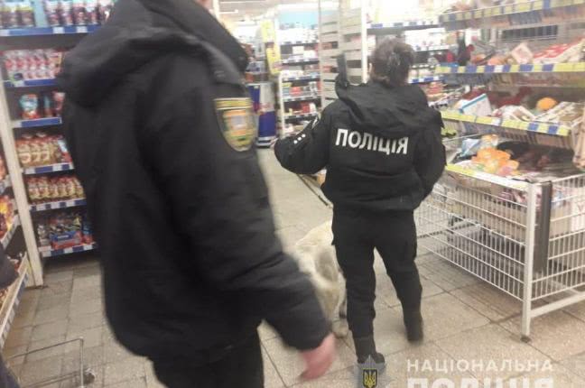Одесситка «заминировала» супермаркет