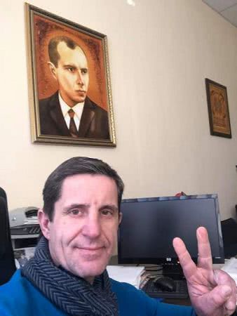 Шеслер о флешмобе среди силовиков «Я б*ндеровец»: страна, в которой правоохранителей заставляют извиняться перед преступниками, не имеет будущего Шеслер о флешмобе среди силовиков «Я б*ндеровец»: страна, в которой правоохранителей заставляют извиняться перед преступниками, не имеет будущего