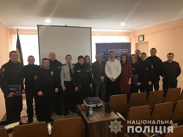Измаильских полицейских учили скандинавской модели обеспечения порядка во время массовых мероприятий