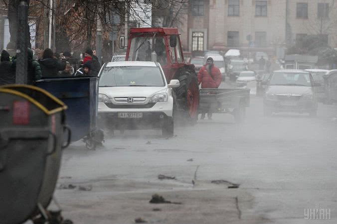 Причиною аварії водогону в Одесі став незаконно встановлений рекламний щит