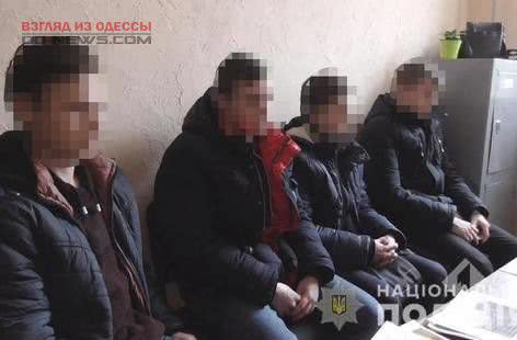 В Одесской области добычей грабителей стал дешевый телефон