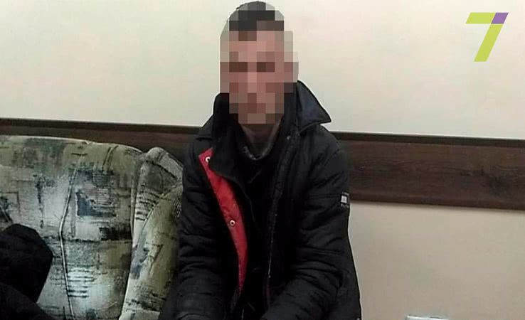 В Одессе ограбили пенсионерку: нападавшие уже задержаны (фото)