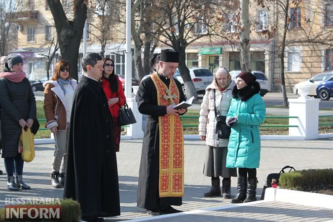 В Измаиле почтили память Героев Небесной Сотни и заговорили о строительстве нового памятника в их честь