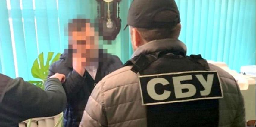 В Одеській області керівник податкової інспекції вимагав у підприємств відсоток від обороту коштів
