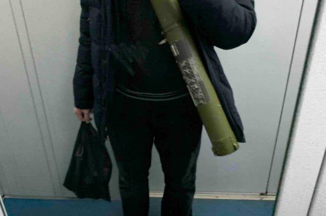 Думал, что смешно: одессит принес домой тубус от гранатомета, чем переполошил дом