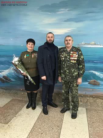 Одесская область: воины интернационалисты Лиманского района наградили народного депутата медалью