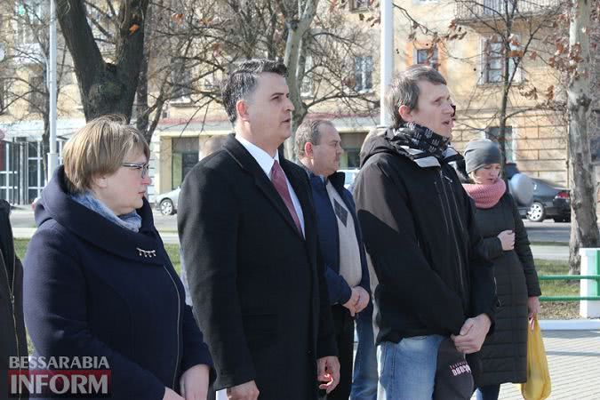 В Измаиле почтили память Героев Небесной Сотни и заговорили о строительстве нового памятника в их честь