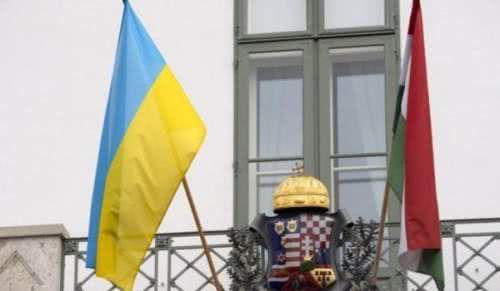В Венгрии продолжают настаивать на отмене украинского «полуфашистского» закона об образовании