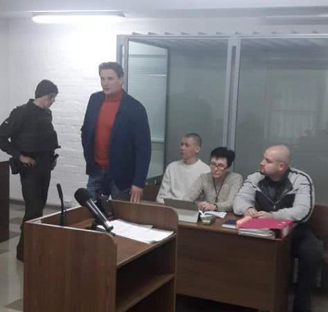 Я — не Бандера: остаются верны своим принципам и убеждениям Евгений Мефедов и Сергей Долженков, которым вновь продлили меру пресечения — СИЗО Я — не Бандера: остаются верны своим принципам и убеждениям Евгений Мефедов и Сергей Долженков, которым вновь продлили меру пресечения — СИЗО
