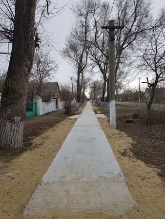 На центральной улице Долиновки Арцизского района появился новый тротуар