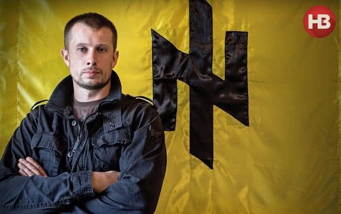 Глава "Нацкорпуса"пообещал со своими сторонниками "приходить на проплаченные митинги" Порошенко