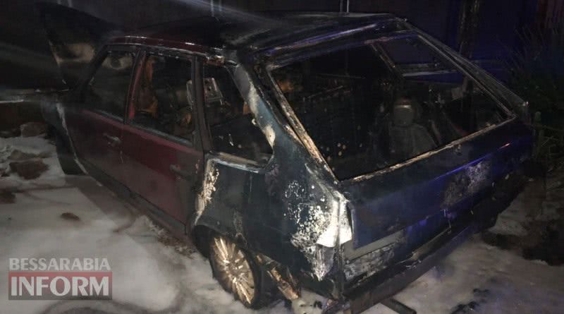В Измаиле местной жительнице сожгли автомобиль