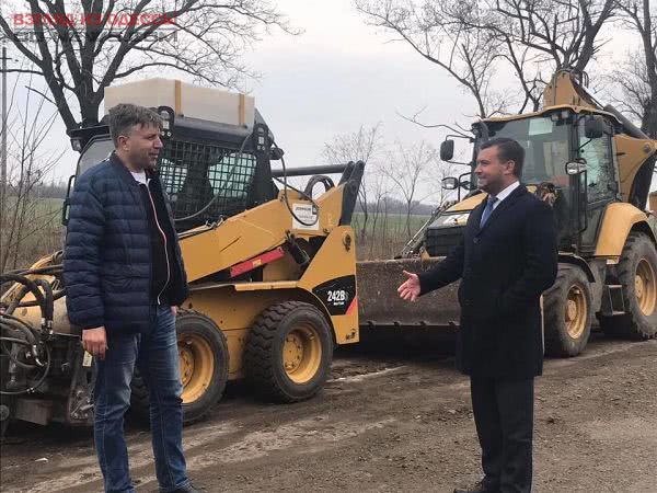 Одесская область: ремонт дороги из Раздельной в село Каменка в полном разгаре