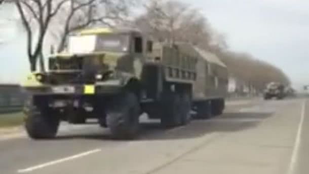 Через Киев прошла колонна военной техники