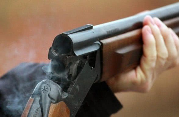 На Одещині з рушниці застрелили подружжя