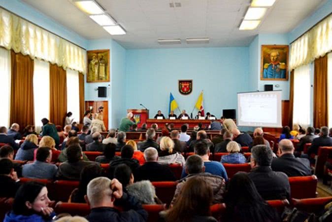 Программа поддержки аграриев: в Болграде состоялась встреча главных лиц Одесской области и руководителей сельхозпредприятий Бессарабии