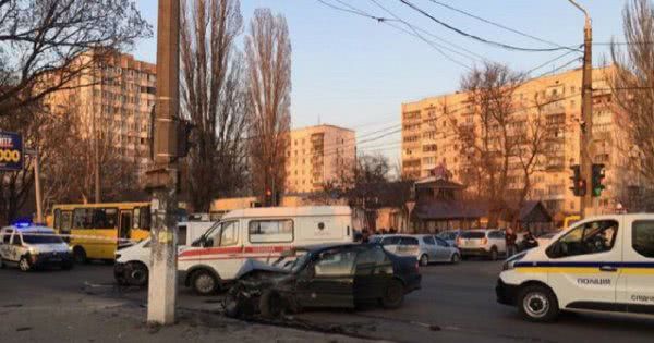 Суд арештував без права застави водія, який збив трьох нацгвардійців в Одесі