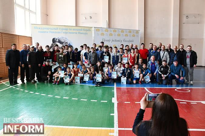 Около 200 борцов из пяти стран сражались за победу в международном турнире в Измаильском районе