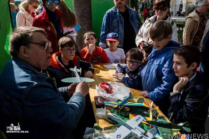 В Горсаду прошел четвертый православный фестиваль «Пасхальная радость» (видео)