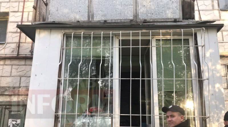 Появились фото с места взрыва на первом этаже многоэтажки в Измаиле