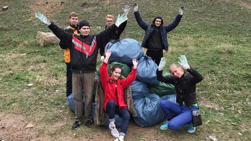 В Рени добровольцы оборудовали зону отдыха у знаменитых «графских развалин»