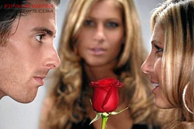 В Одесской области ревнивая жена напала на копа и его даму сердца