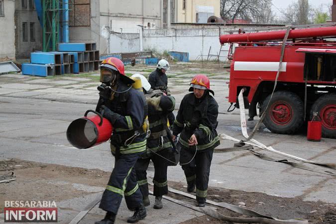 Масштабные учения: по легенде, в Измаиле "горит маслоэкстракционный завод"