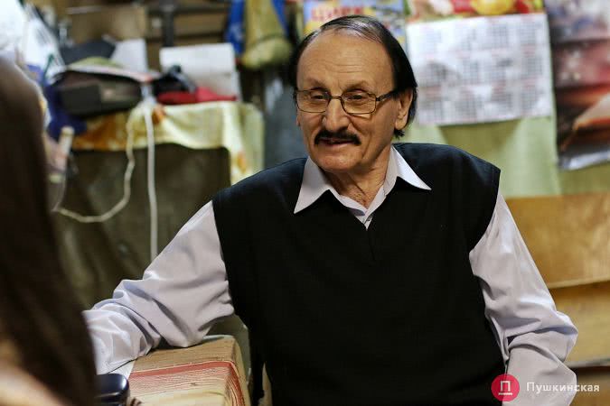 «Когда надо мной смеются — это прекрасное чувство»: история одесского клоуна-пародиста