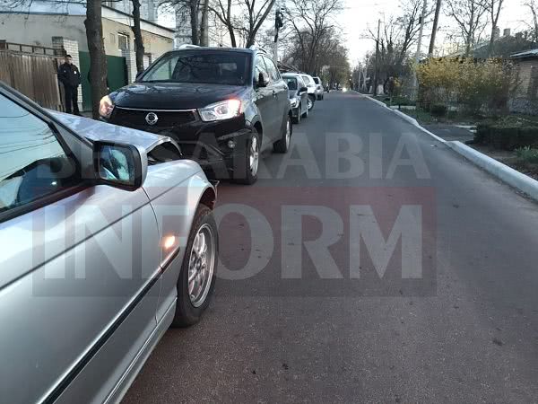 В Измаиле в результате ДТП перевернулась маршрутка с пассажирами, есть пострадавшие