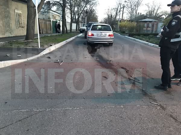 В Измаиле в результате ДТП перевернулась маршрутка с пассажирами, есть пострадавшие