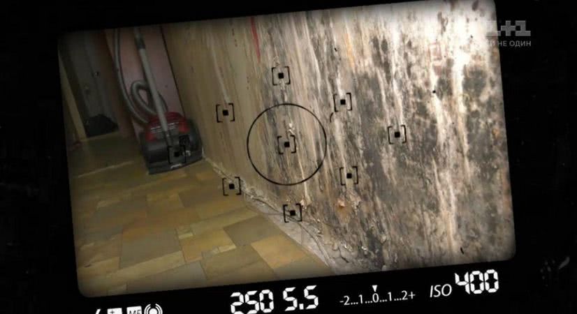 Журналісти показали жахливі умови життя військових в Одесі та розповіли про крадіжки на будівництві армійського житла