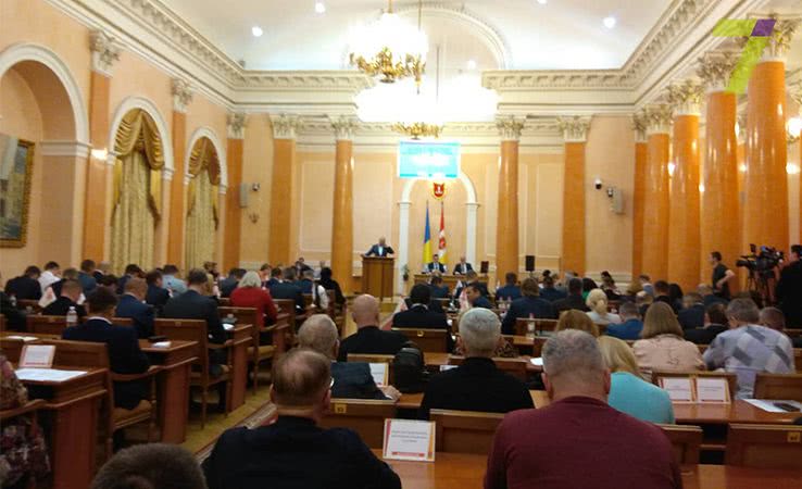 Сессия Одесского горсовета: ремонт 200 фасадов остаётся под вопросом (фото)