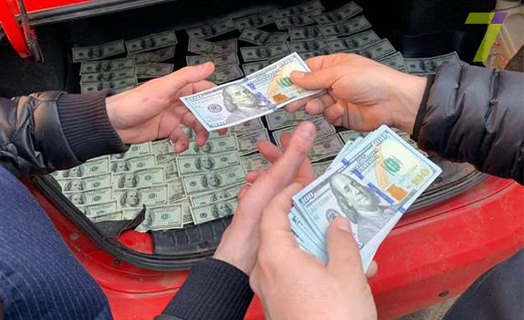 Руководитель Одесской таможни ДФС погорел на систематических взятках (фото)