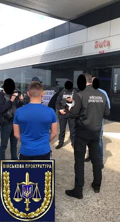 В Одессе таможенник «погорел» на 300 долларах взятки. Фото