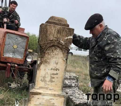 В Садовом Арцизского района восстановили старое кладбище