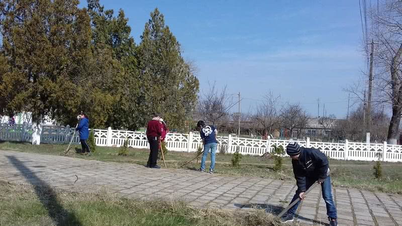 В Белгород-Днестровском районе население наводит чистоту в своих громадах