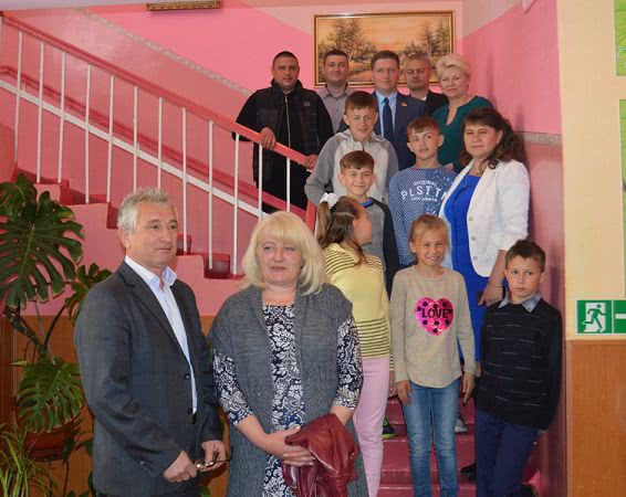 В селе Бритовка Белгород-Днестровского района открыли детский дом семейного типа