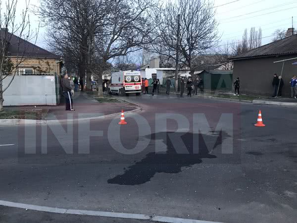 В Измаиле в результате ДТП перевернулась маршрутка с пассажирами, есть пострадавшие