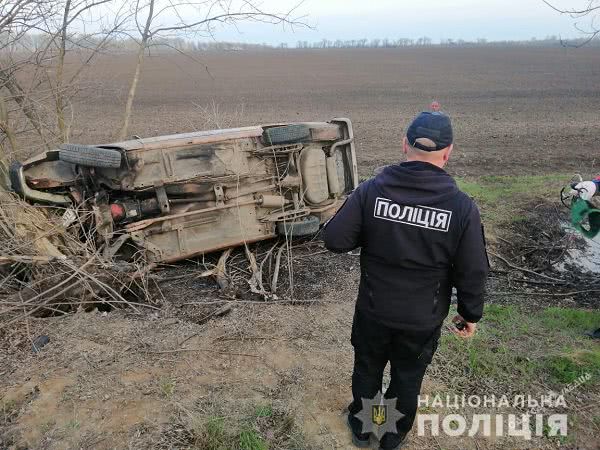 Под Одессой столкнулись две легковушки: есть пострадавшие (фото)