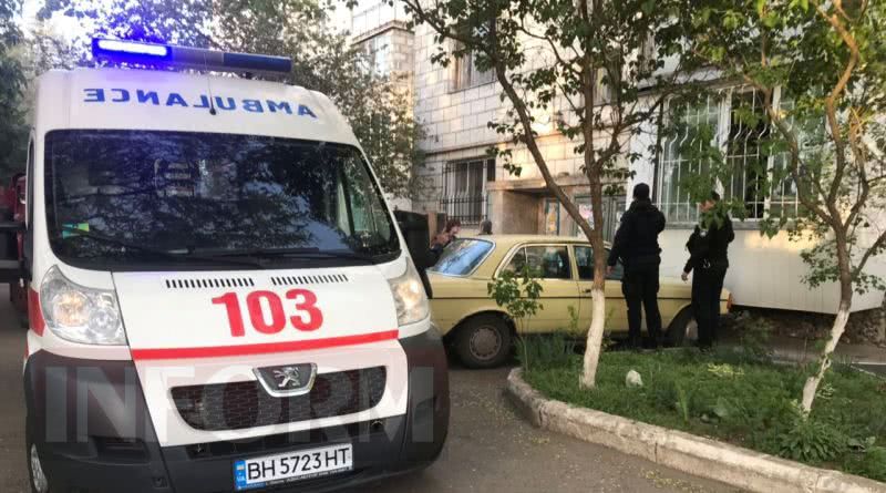 Появились фото с места взрыва на первом этаже многоэтажки в Измаиле