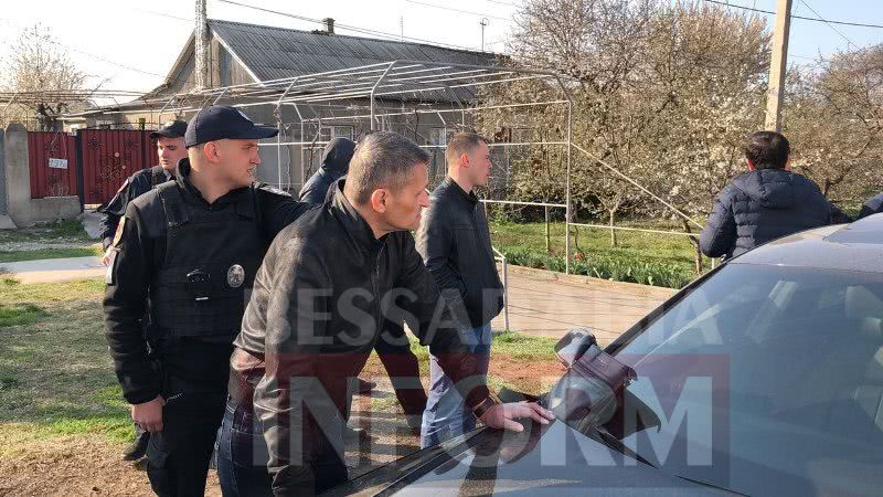 Спецоперация на въезде в Измаил: полиция задержала криминальных авторитетов