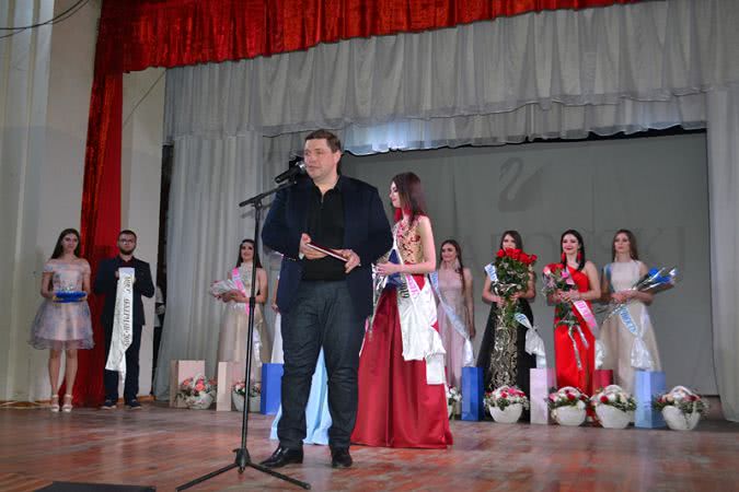 В Белгород-Днестровском прошло масштабное и яркое шоу "Мисс Аккерман - 2019" (фоторепортаж)