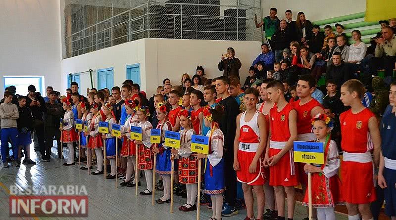В Шабо впервые проходит чемпионат Украины по боксу среди школьников