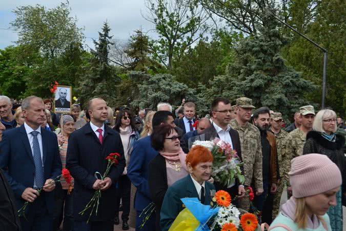 Живой коридор, митинг-реквием, выставка и праздничный концерт: в Белгород-Днестровском отметили День Победы