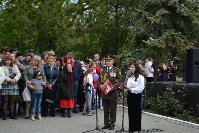 Живой коридор, митинг-реквием, выставка и праздничный концерт: в Белгород-Днестровском отметили День Победы
