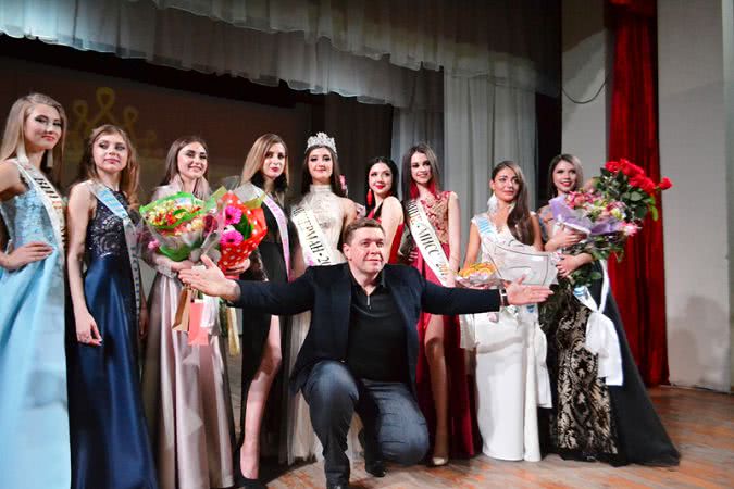 В Белгород-Днестровском прошло масштабное и яркое шоу "Мисс Аккерман - 2019" (фоторепортаж)